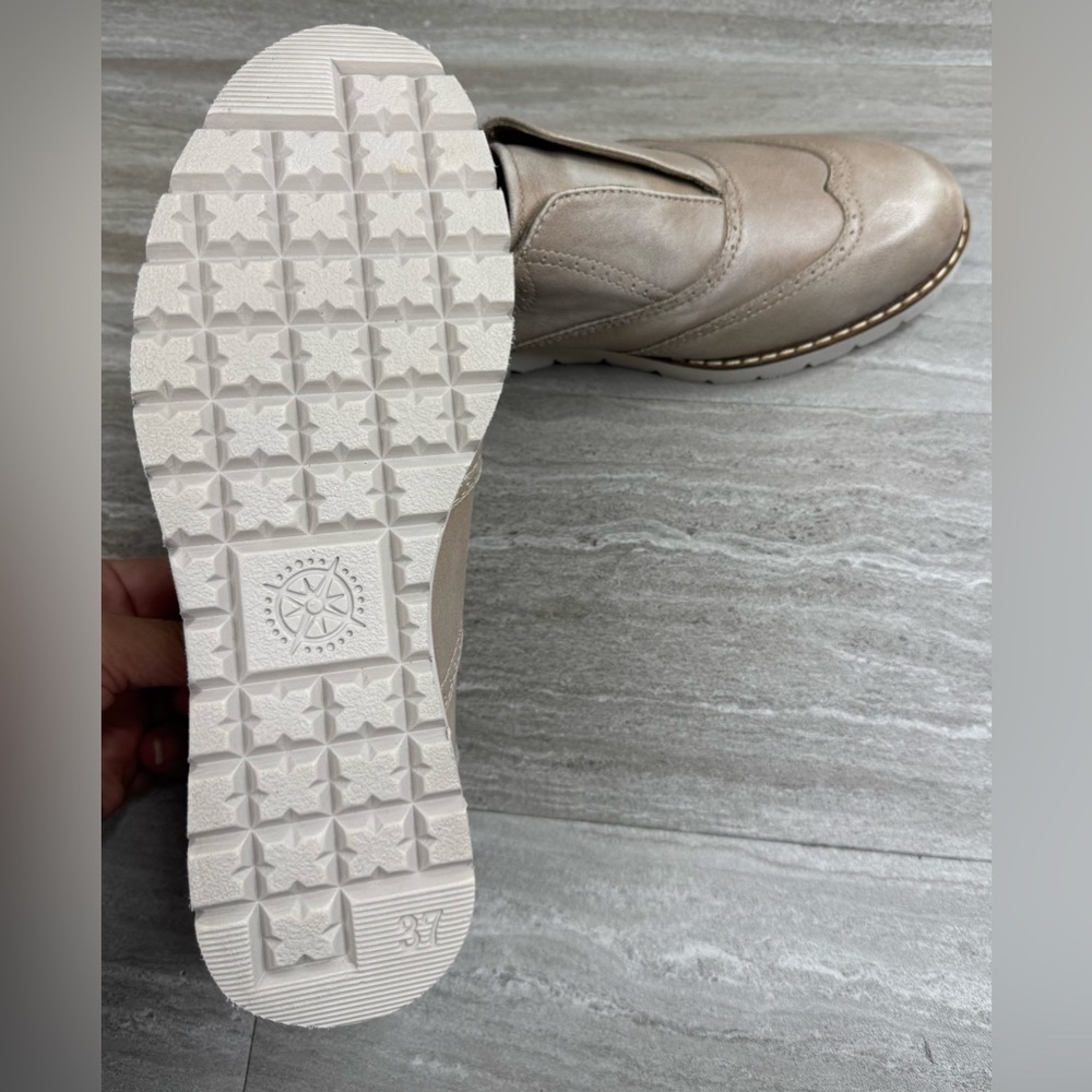 Women's Libby Slip On Beige Oxford Loafers Size 37 US 6.5 - Picture 7 of 12